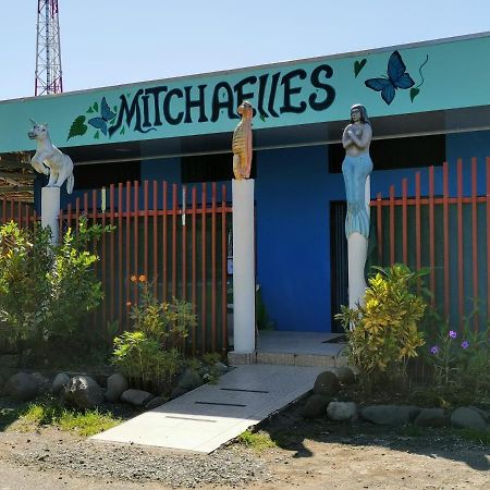 Cabinas Mitchaelle'S Puerto Viejo de Talamanca Kültér fotó