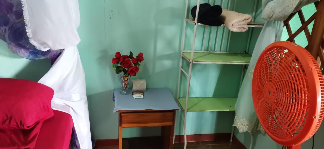Cabinas Mitchaelle'S Puerto Viejo de Talamanca Kültér fotó