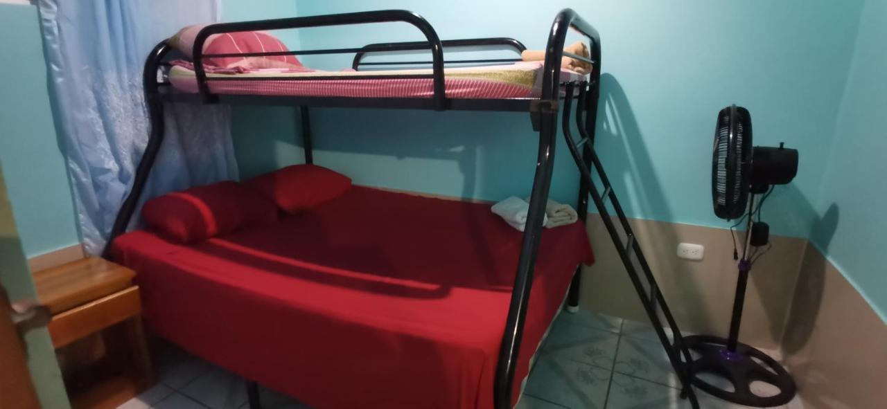 Cabinas Mitchaelle'S Puerto Viejo de Talamanca Kültér fotó