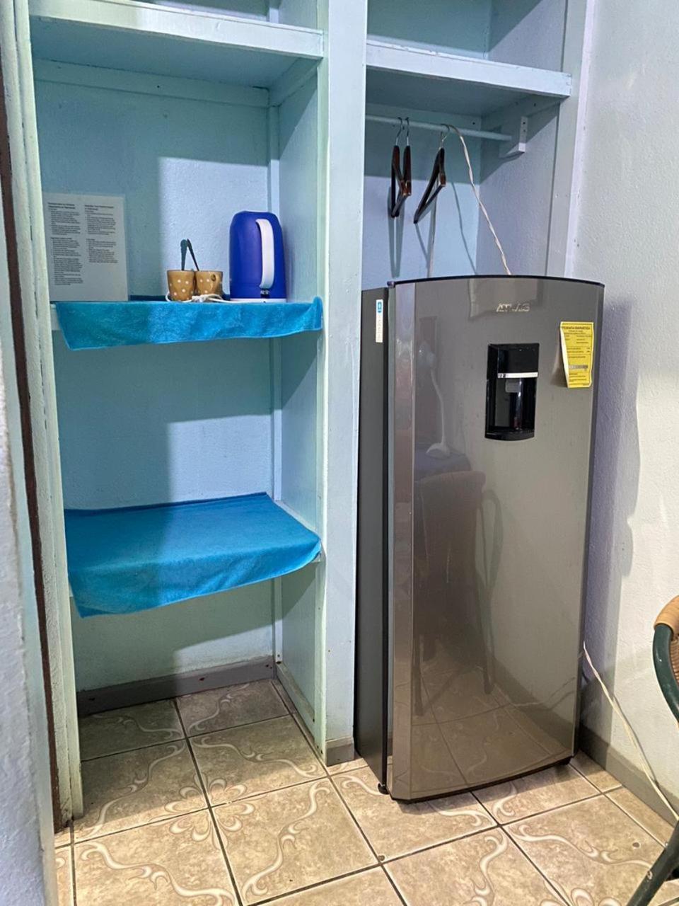 Cabinas Mitchaelle'S Puerto Viejo de Talamanca Kültér fotó