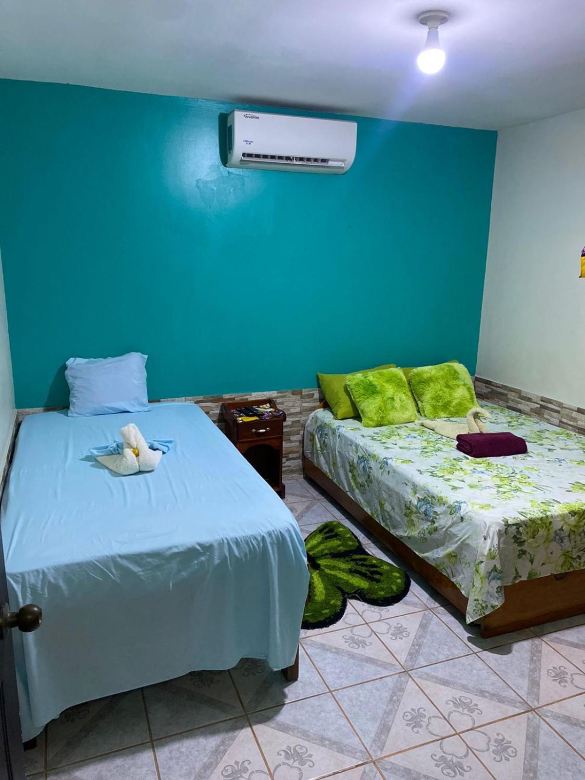 Cabinas Mitchaelle'S Puerto Viejo de Talamanca Kültér fotó